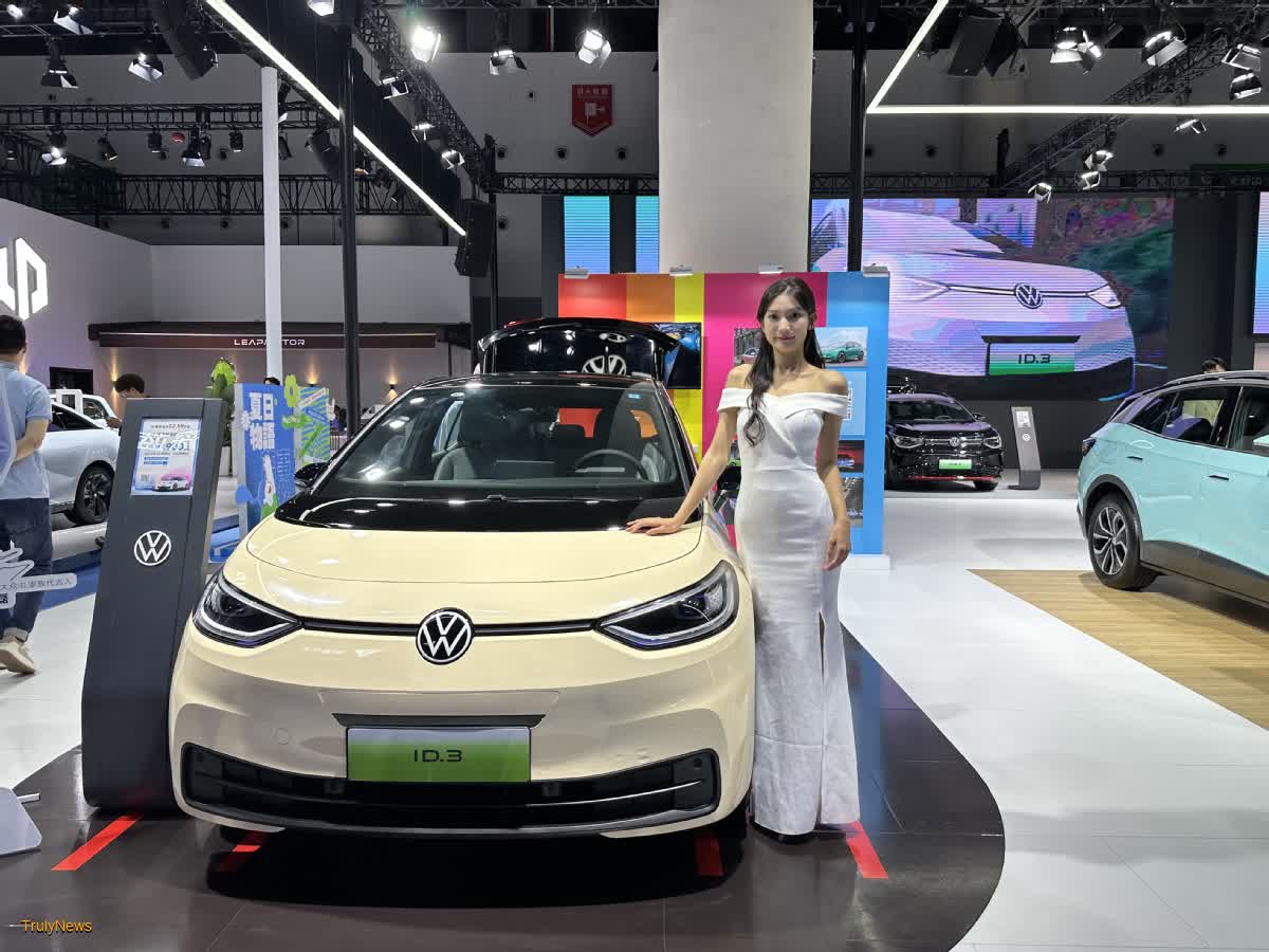 VW to invest .67b for expansion of Hefei hub