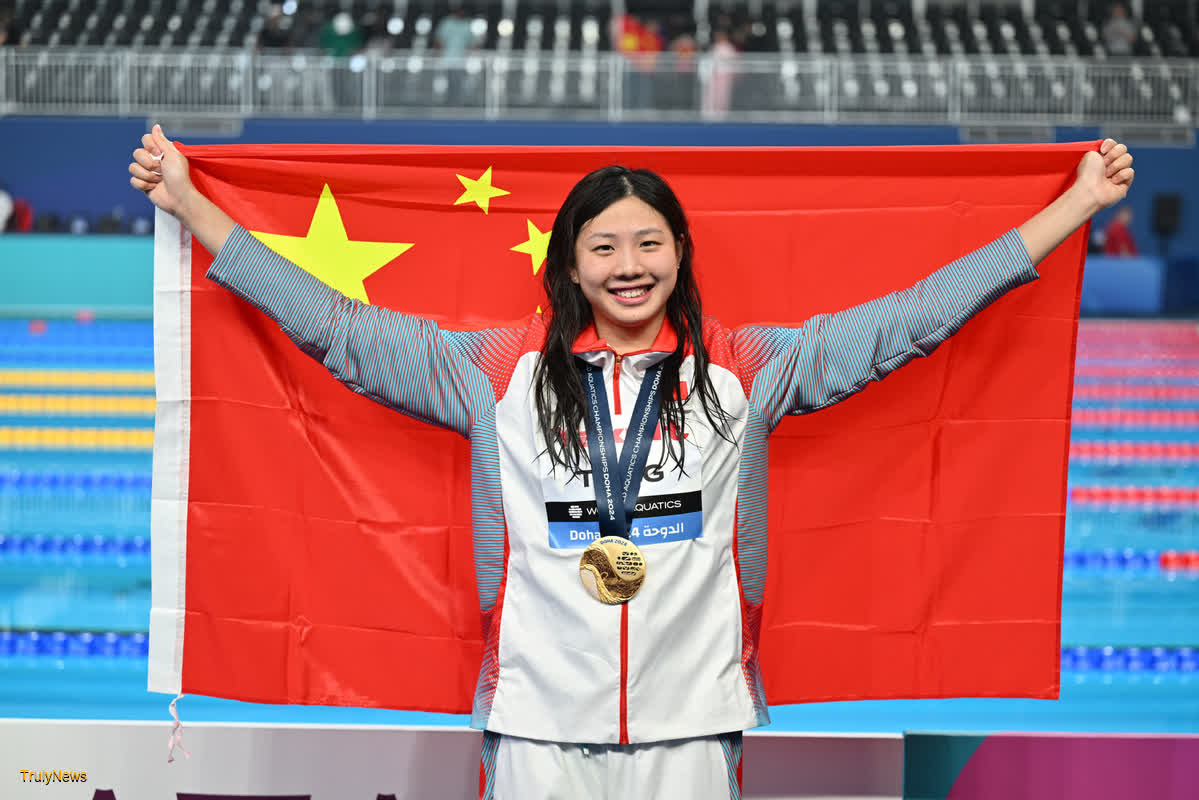 Chinese swimmer Tang rises to claim first swimming worlds title