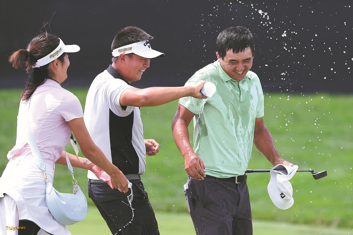 China’s Yuan, Dou looking to enjoy a hole lot of laughs