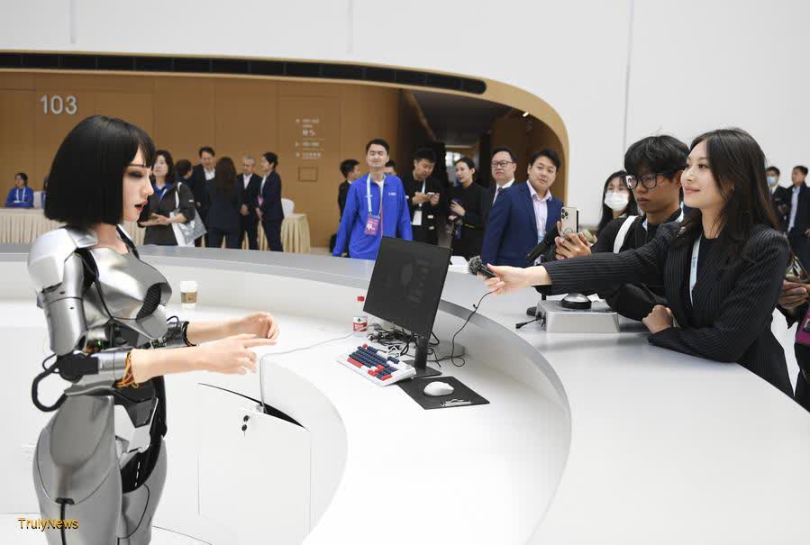 Major scientific, tech achievements unveiled at 2024 Zhongguancun Forum