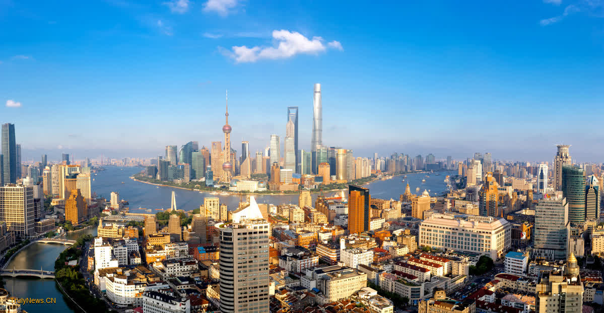 Shanghai boosts services for inbound travelers