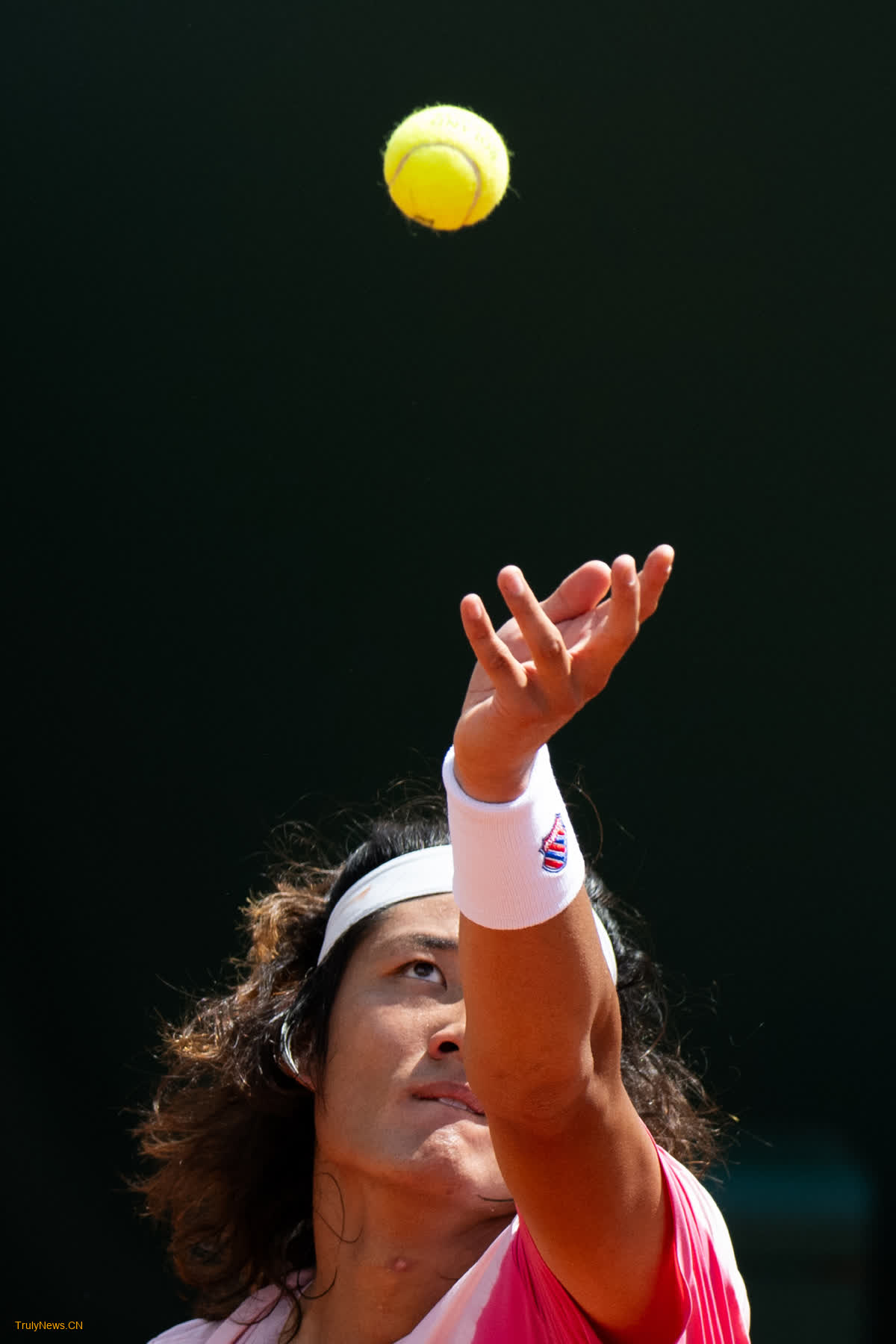 No feet of clay for China’s aces