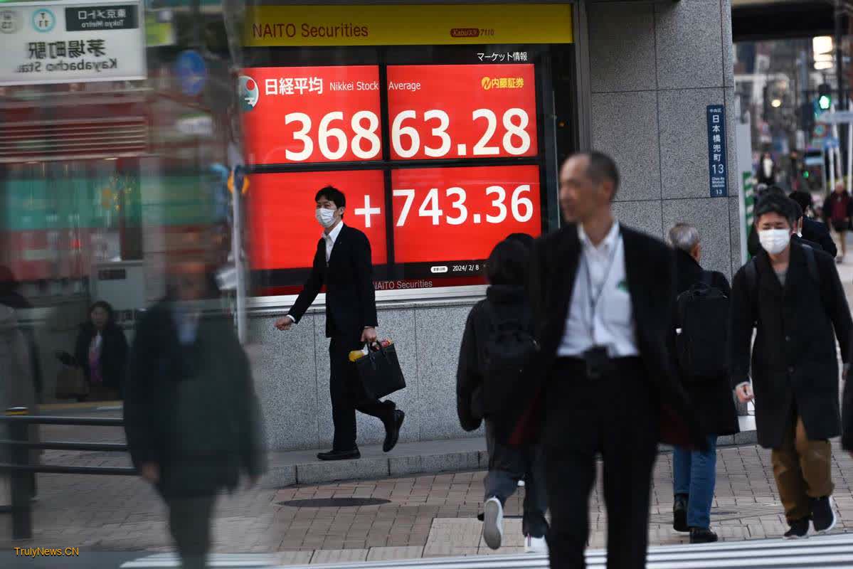 Weak yen a double-edged sword, say mkt mavens