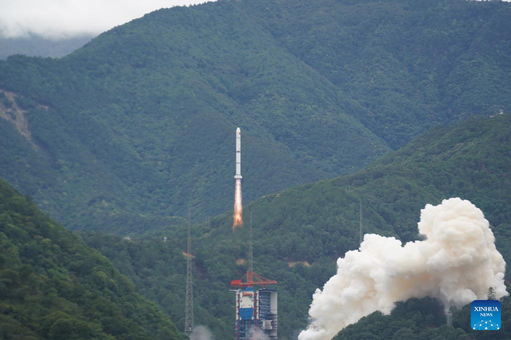 China launches new astronomical satellite developed in cooperation with France