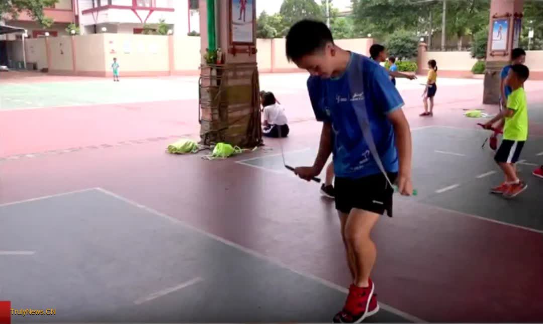 World’s fastest jump roper Cen Xiaolin sets new record of 230 jumps in 30 seconds