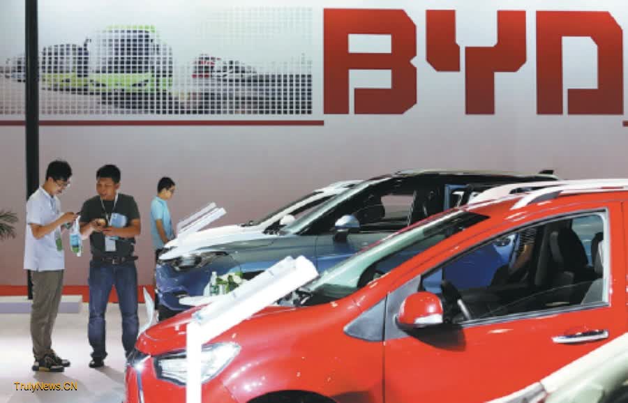 Tariff hike fears drive Chinese EV sales