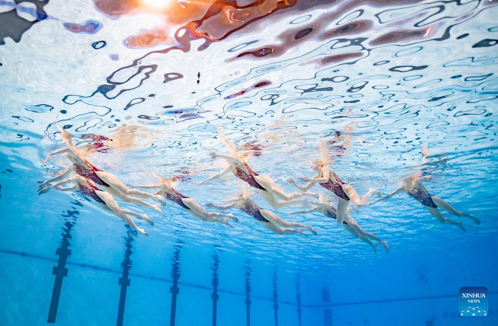 Olympics China leads team acrobatic as artistic swimming starts