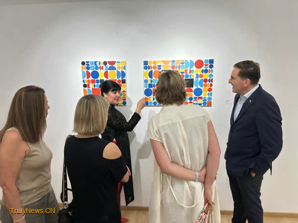 Gallerist brings Uruguayan art to Beijing