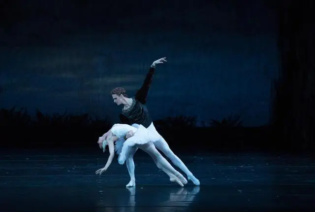 Classical Russian ballet ‘Swan Lake’ launches China tour