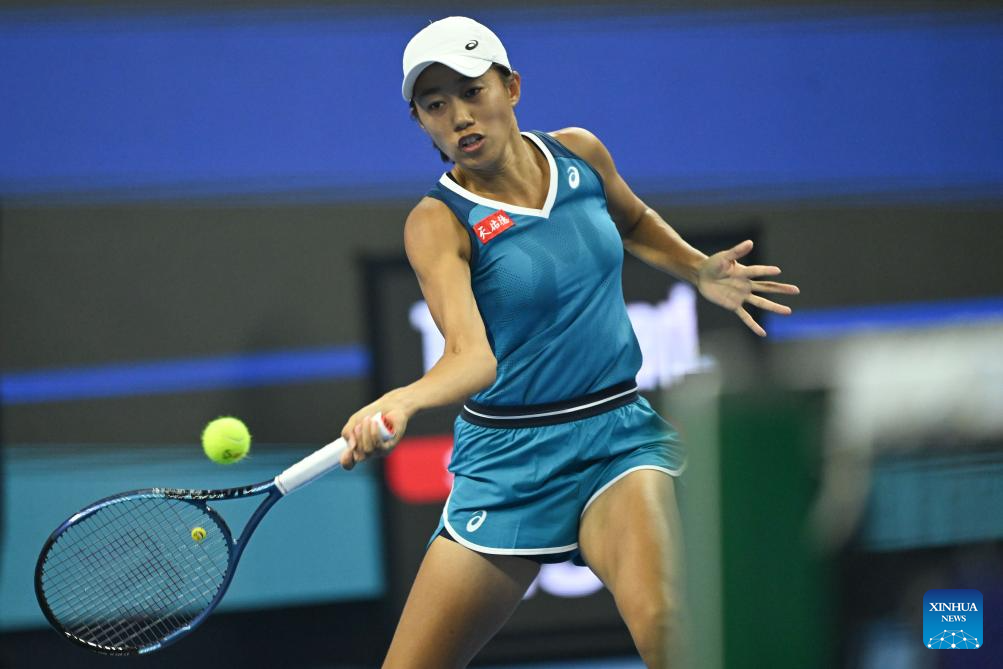 Zhang Shuai advances to China Open last 16 with victory over Minnen