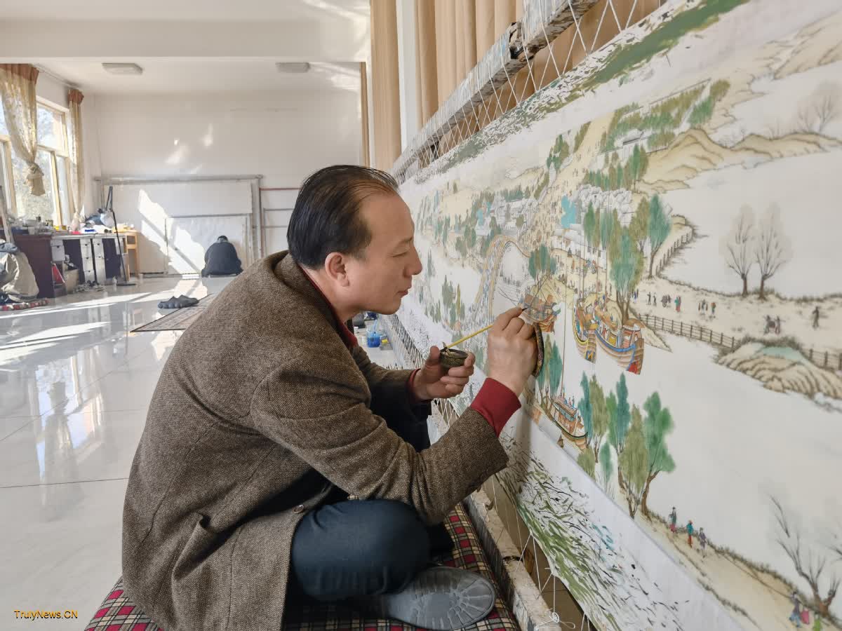 Pride in thangka tradition motivates artist