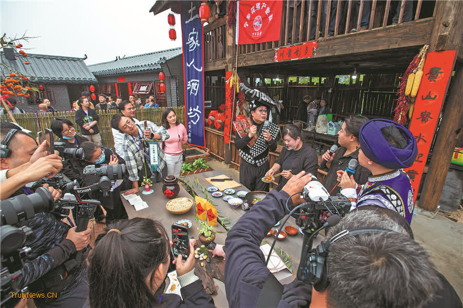 Food festival dishes up cultural menu