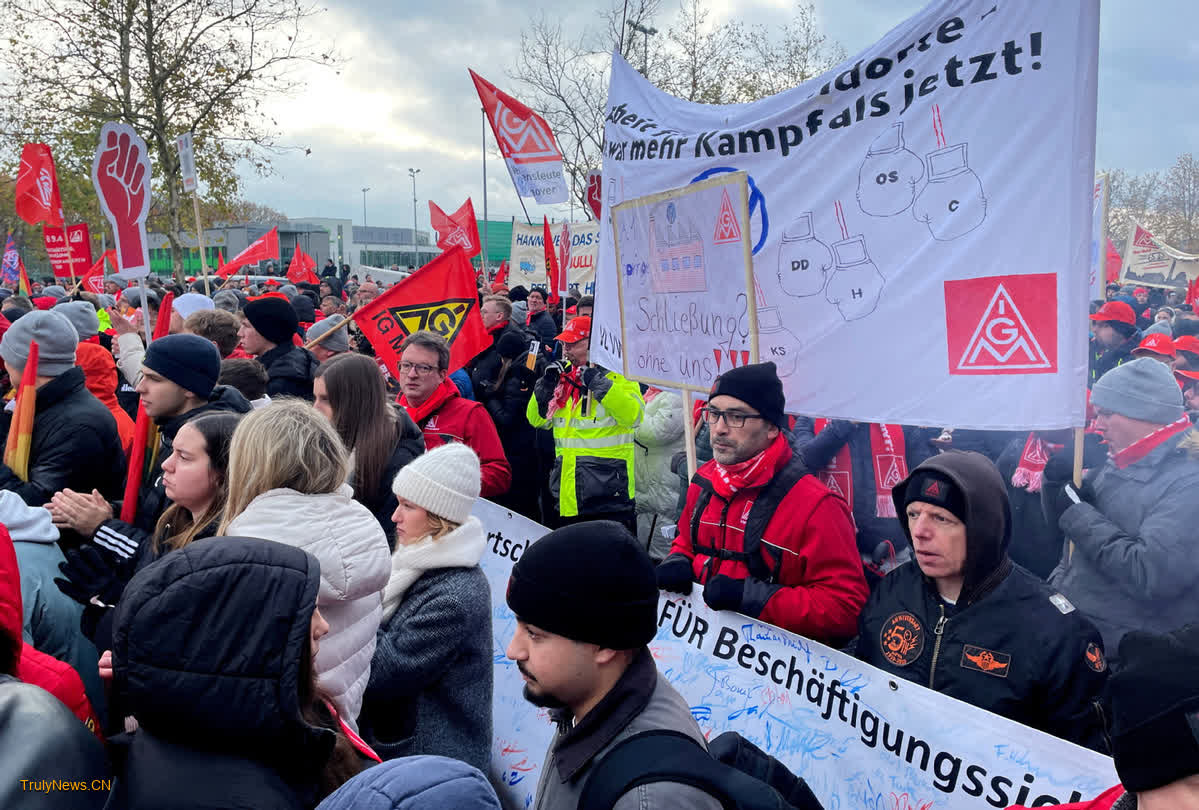 Volkswagen workers to go on warning strikes across Germany