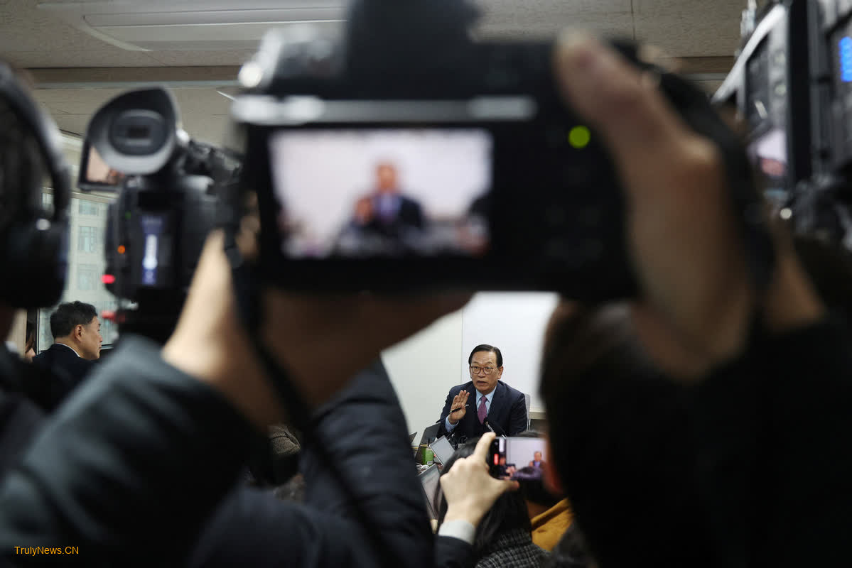 S. Korea’s constitutional court re-sends impeachment notice to President Yoon