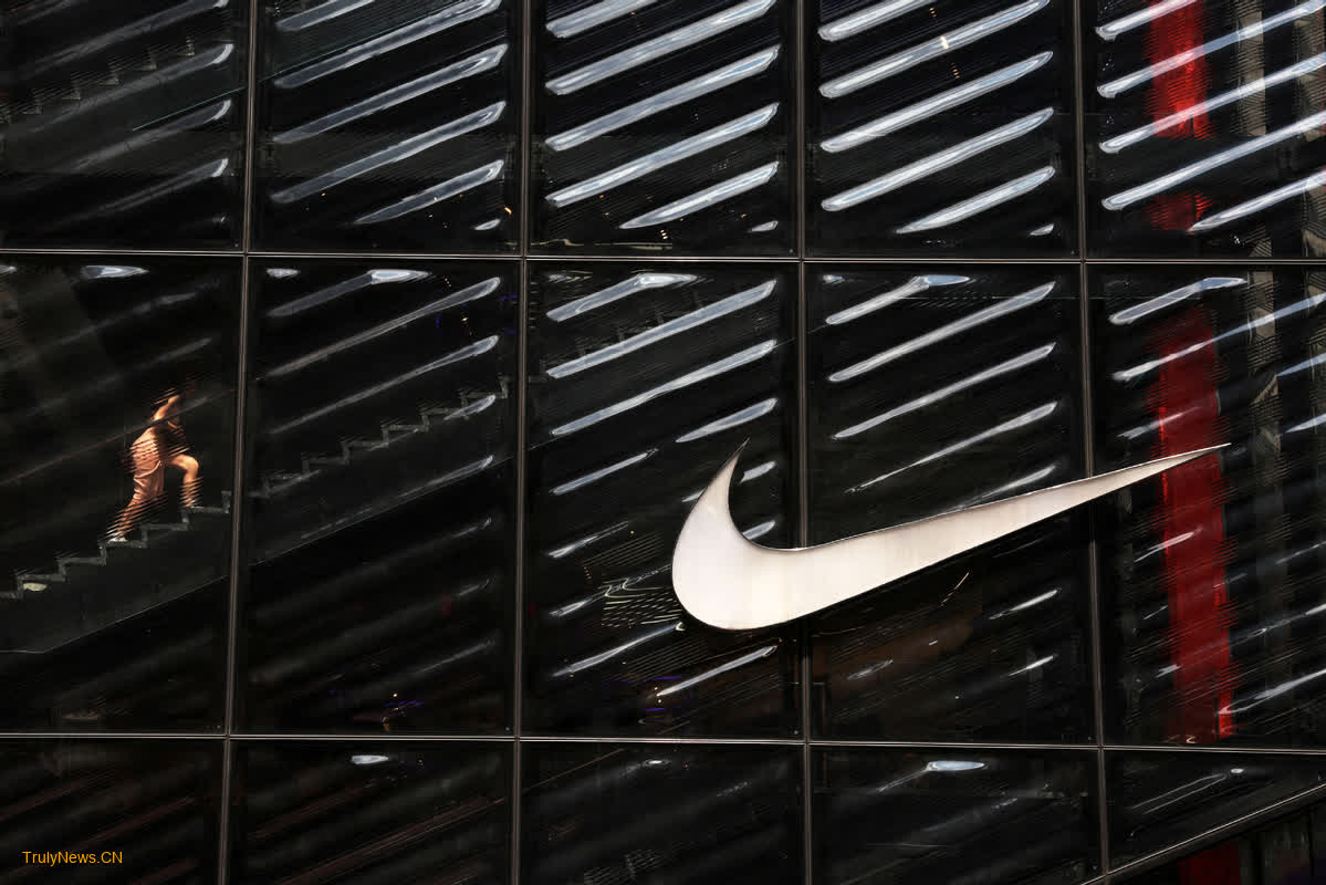 Nike posts Q2 revenue decline as new CEO pledges sports focus